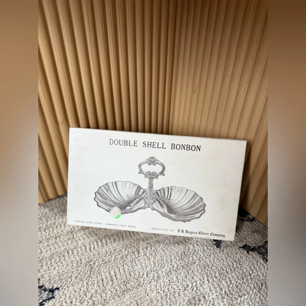 Vintage F.B. Rogers Silver Co Silver Plated Double Shell Bonbon Seashell Dish - Picture 3 of 10